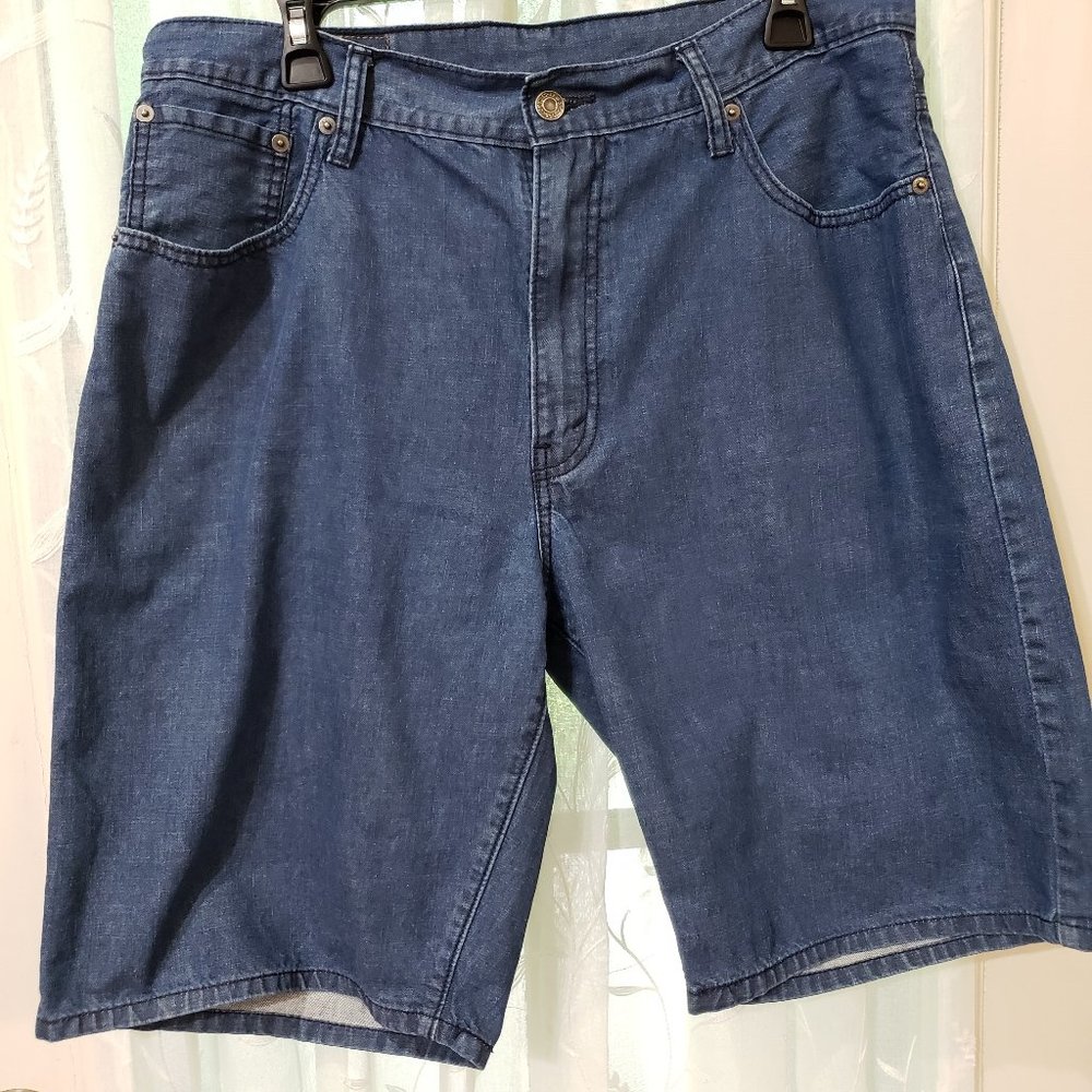 Levi’s 569 denim shorts Size 36 - Picture 3 of 5